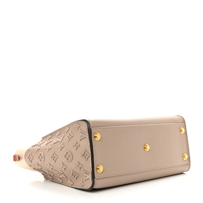 Louis Vuitton Calfskin Monogram Tufting On My Side Galet 4 of 11