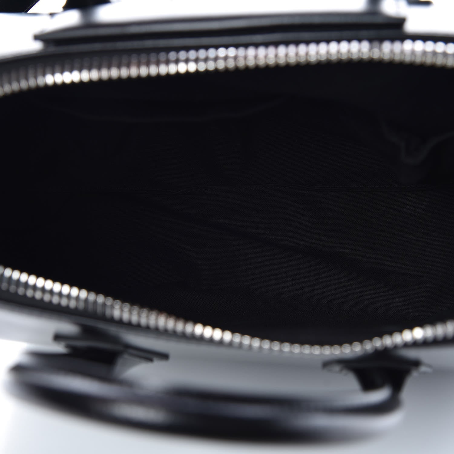 Givenchy Shiny Lord Calfskin Medium Antigona Black 5 of 7