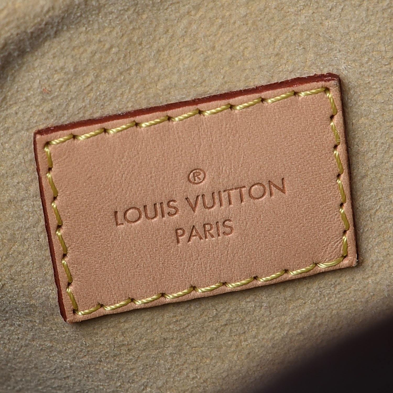 Louis Vuitton Monogram Artsy MM 6 of 11