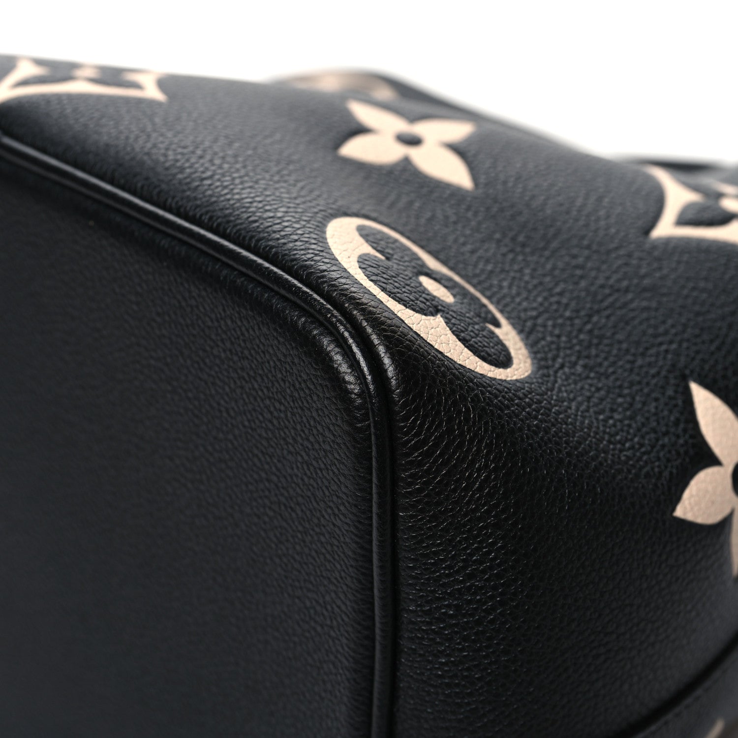 Louis Vuitton Empreinte Monogram Giant Neonoe MM Black Beige 11 of 13