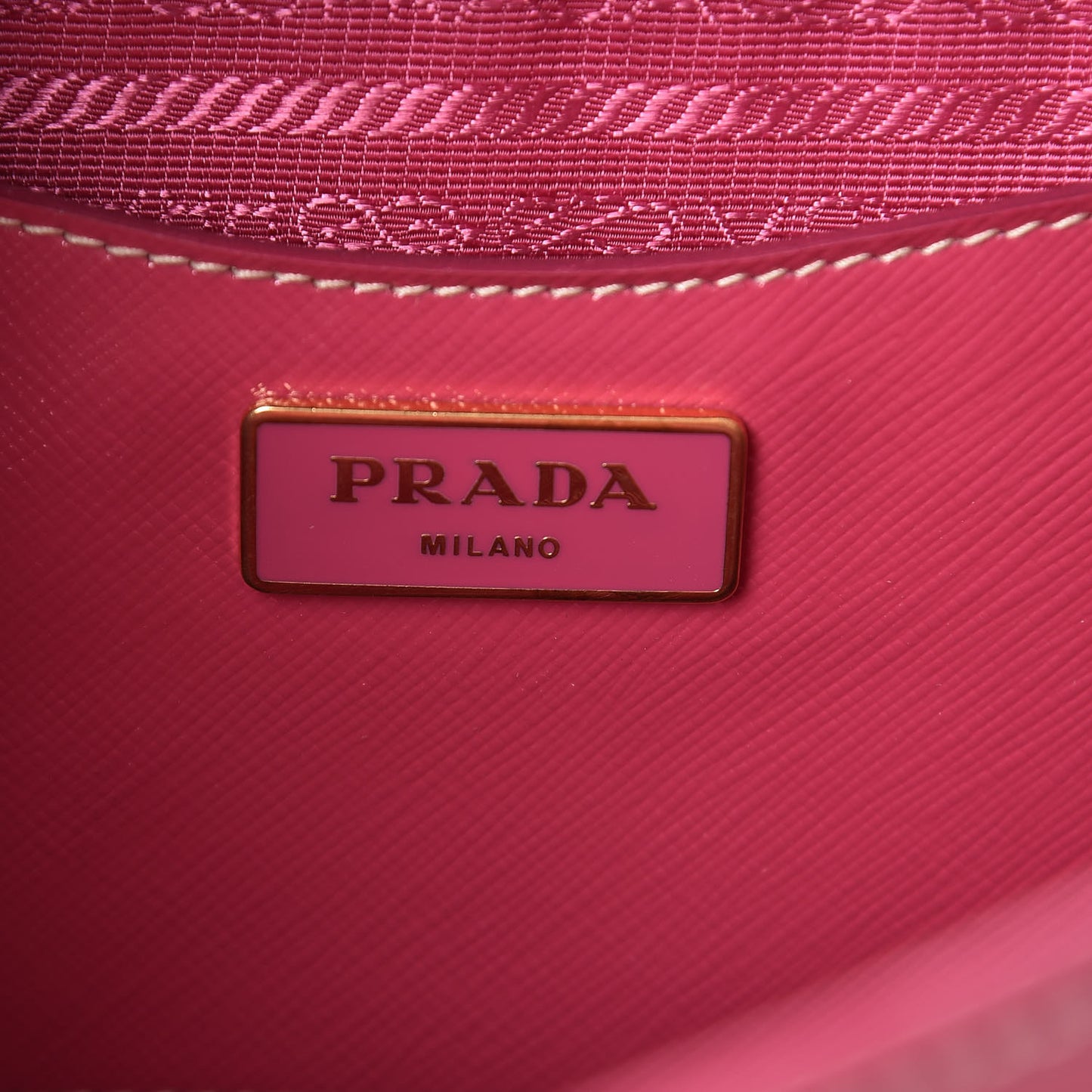 Saffiano Vernice Turn Lock Shopping Tote Peonia