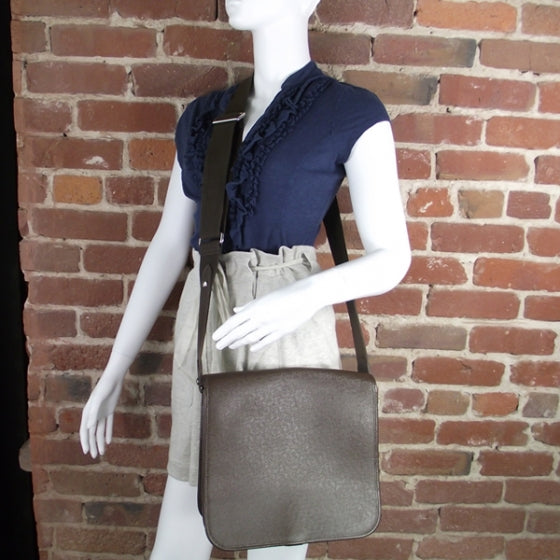 Taiga Andrei Messenger Bag Grizzli