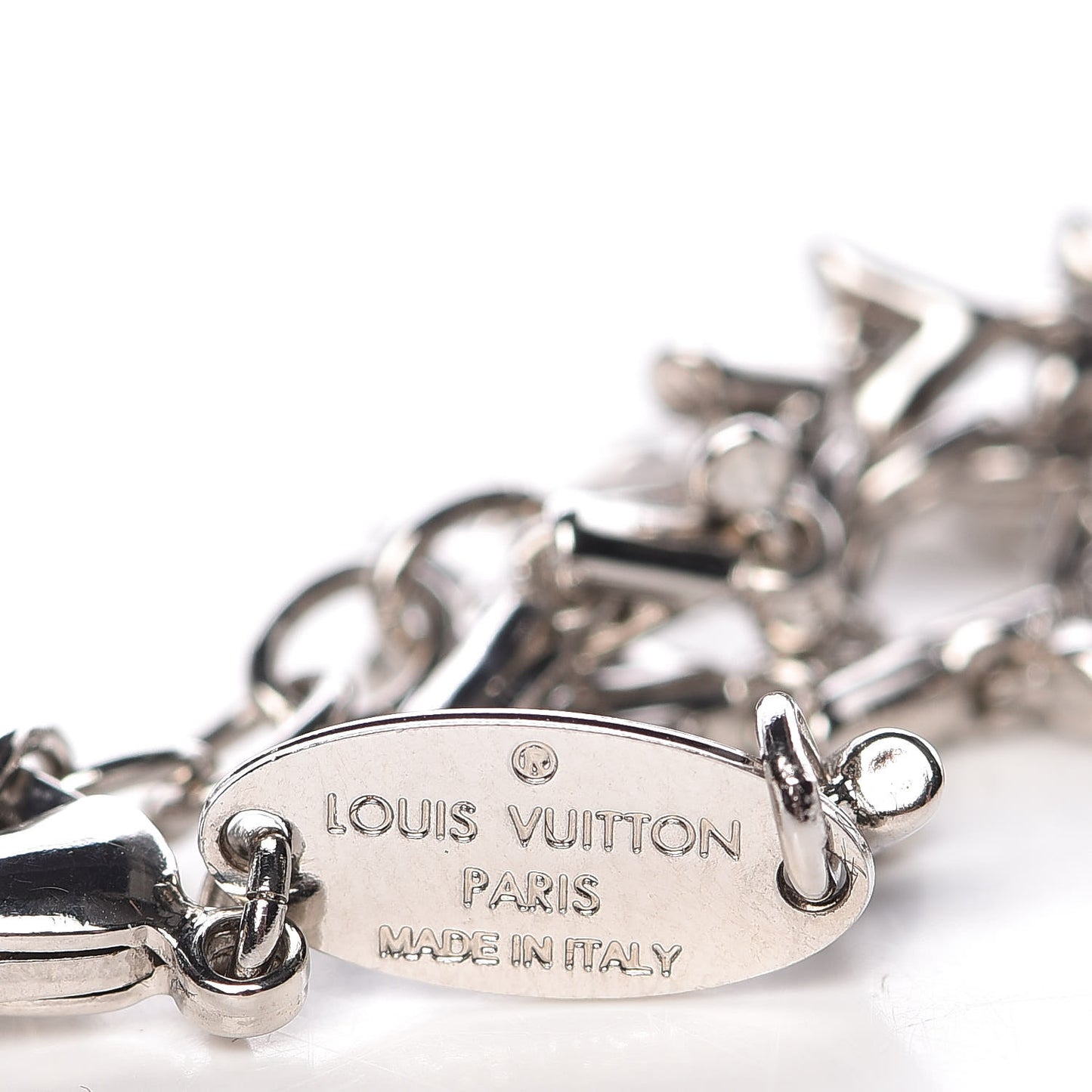 Petit Essential V Bracelet Silver
