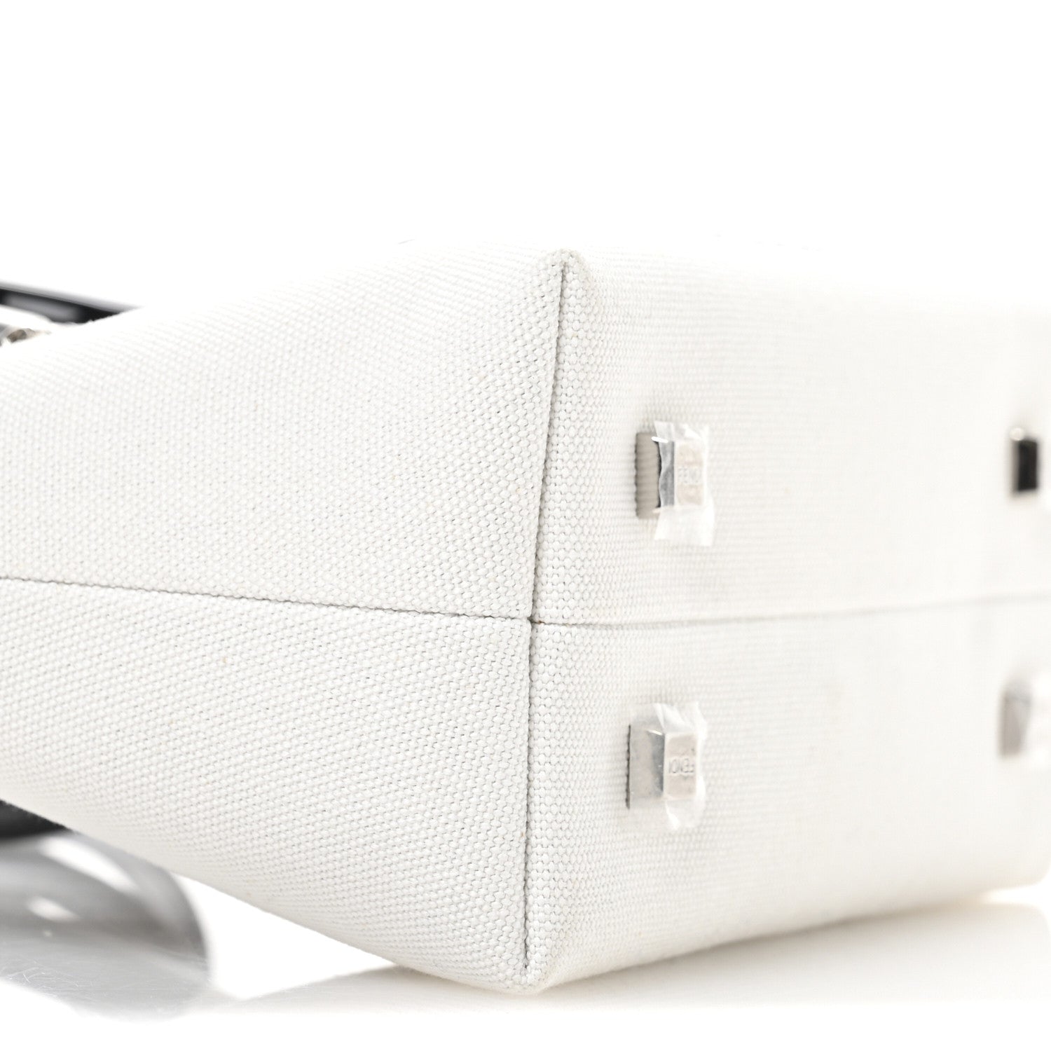 FENDI ホワイト ロゴ バッグ Fendi Logo Leather Top Handle Peekaboo Bag White Small