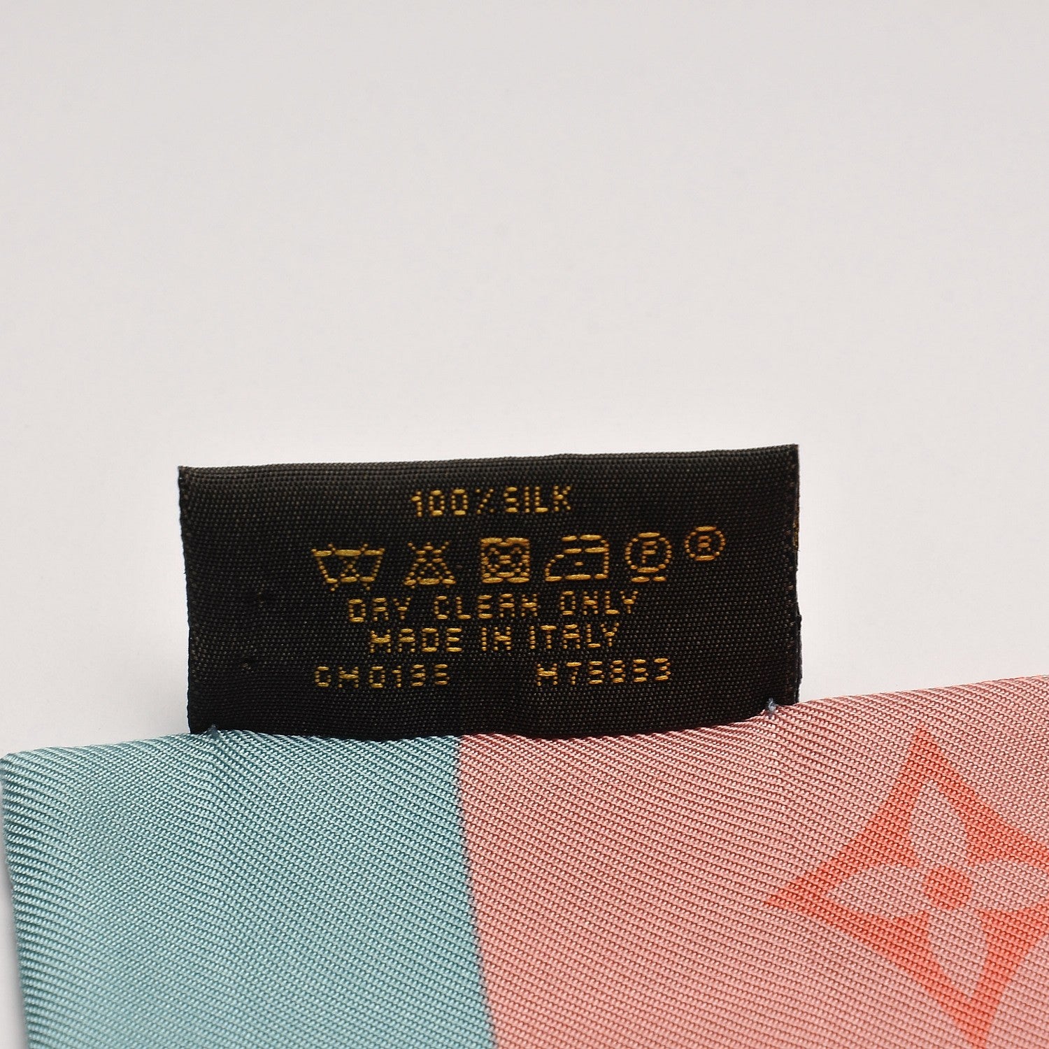 Louis Vuitton Silk Monogram Jungle 16 Bandeau Menthe 5 of 6