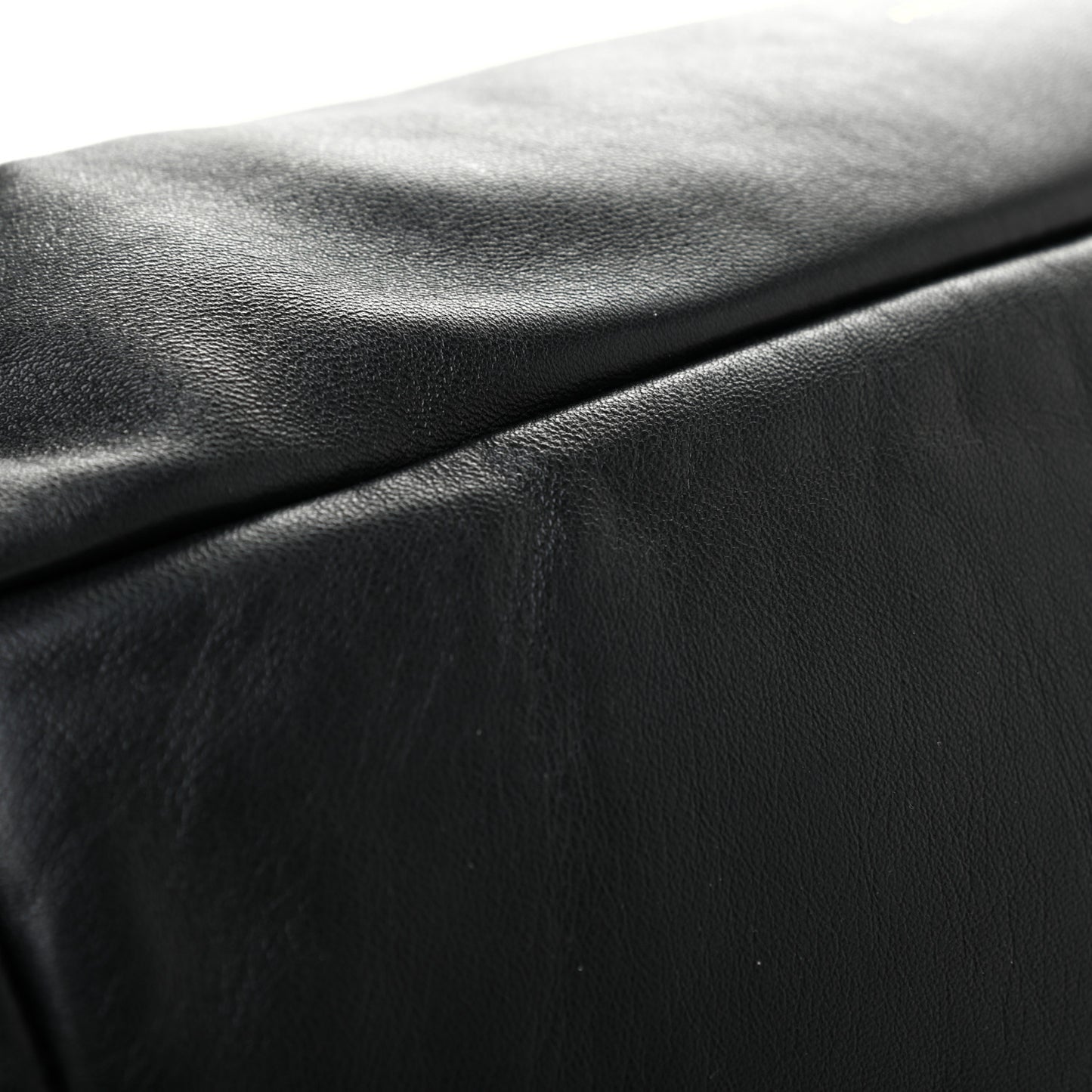 Lambskin Cloud Clutch Black Flamma