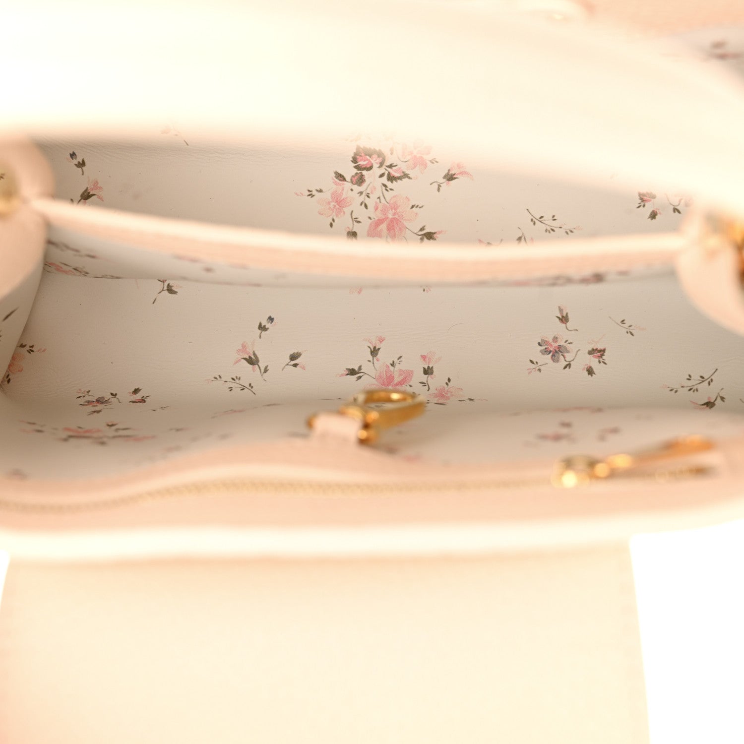 Louis Vuitton Taurillon Bloom Capucines BB Powder Beige 7 of 14