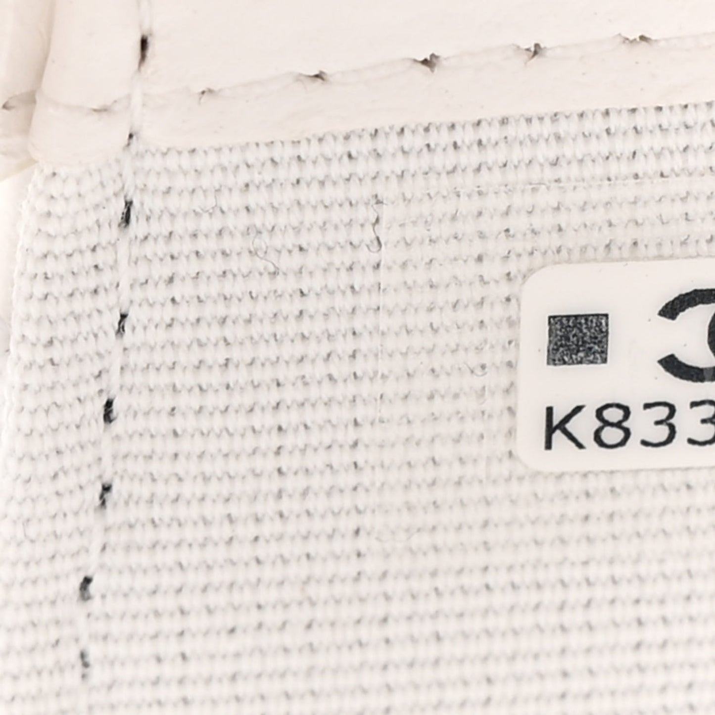 Mesh Shiny Lambskin Chain Hobo White