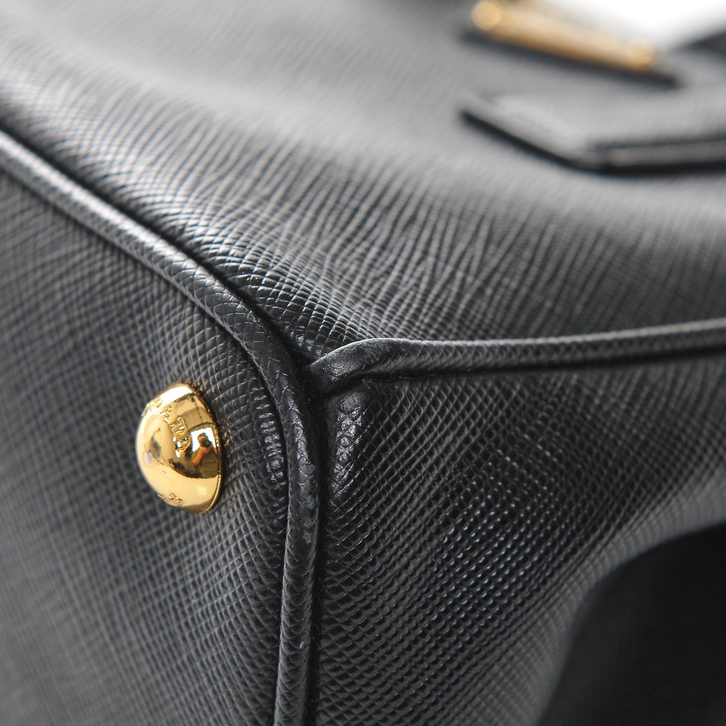 Saffiano Lux Micro Galleria Double Zip Tote Black