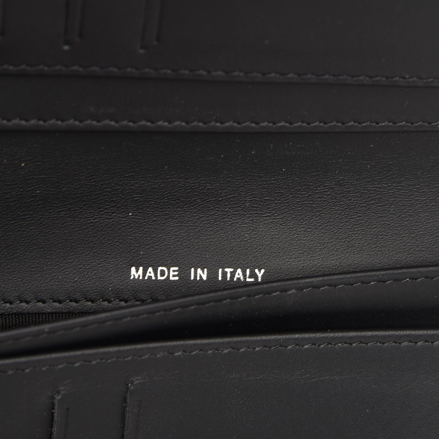 Caviar Timeless CC Zipped Pocket Wallet Black