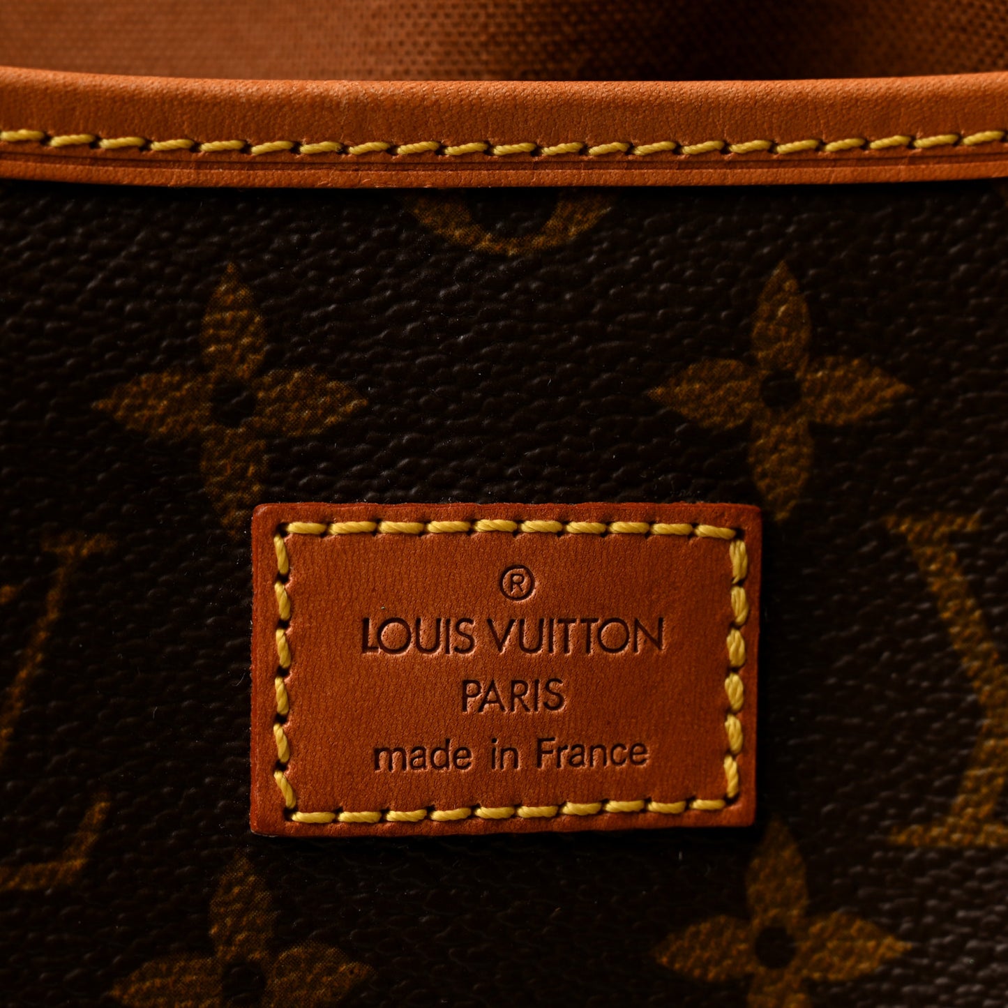 Monogram Saumur 35