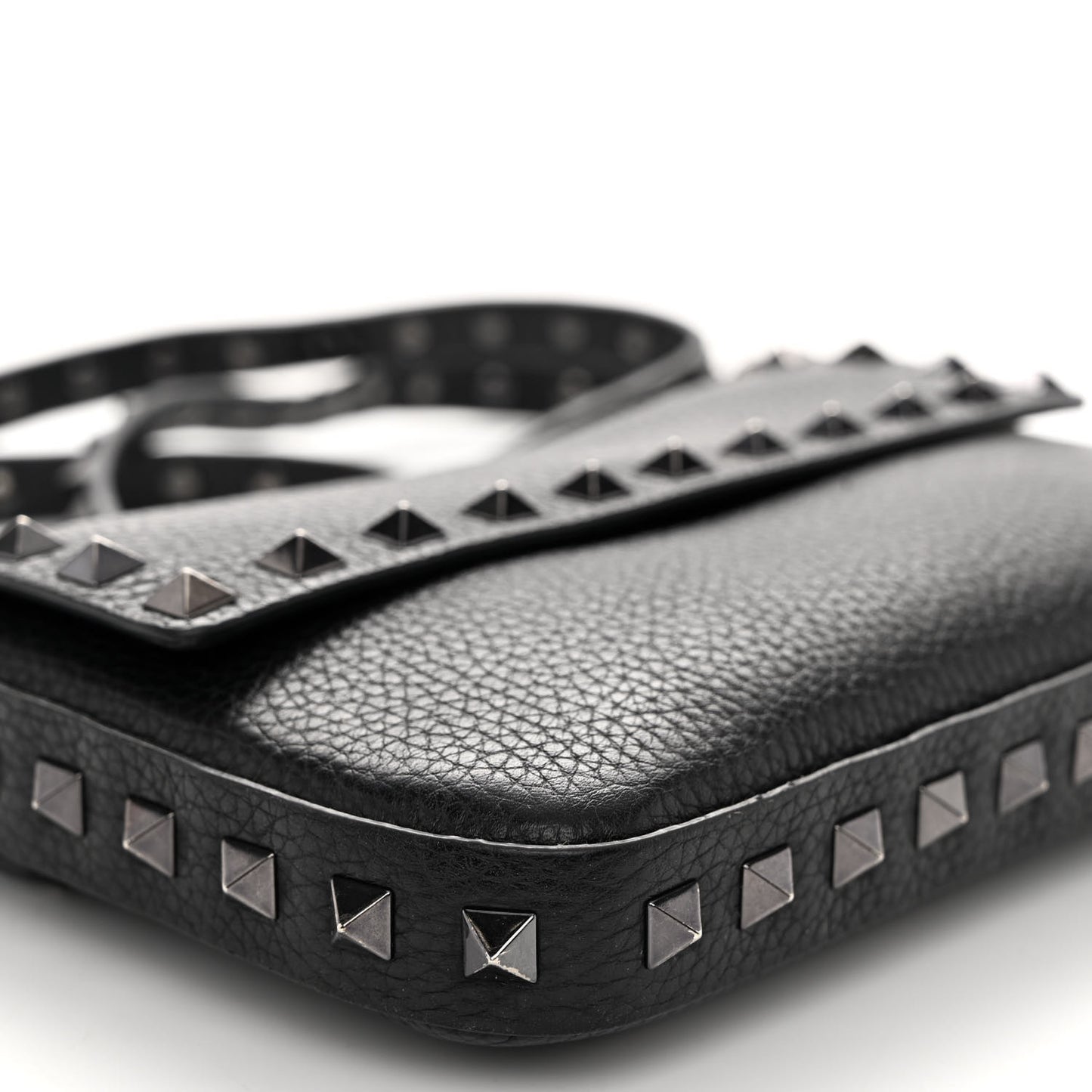 Grainy Calfskin Rockstud Crossbody Pouch Black