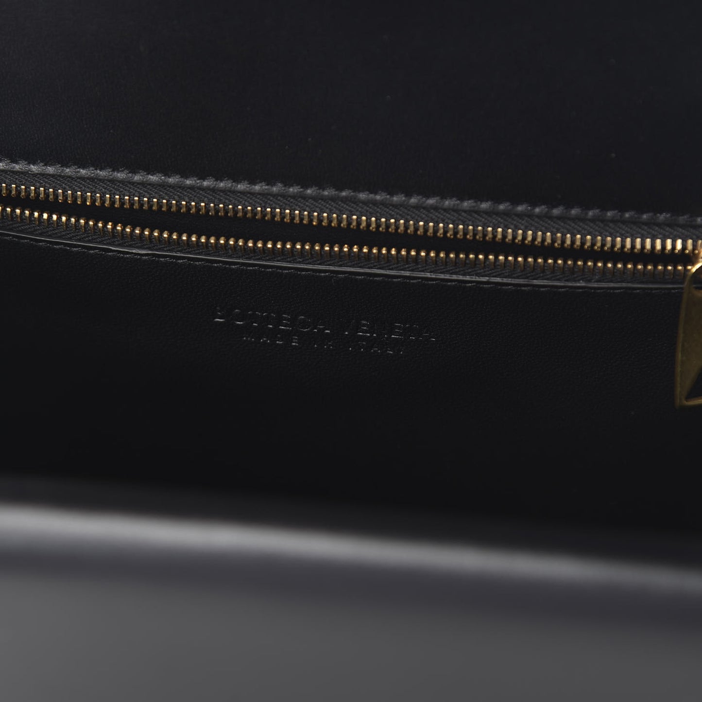 Box Calfskin Nappa Clip Bag Black