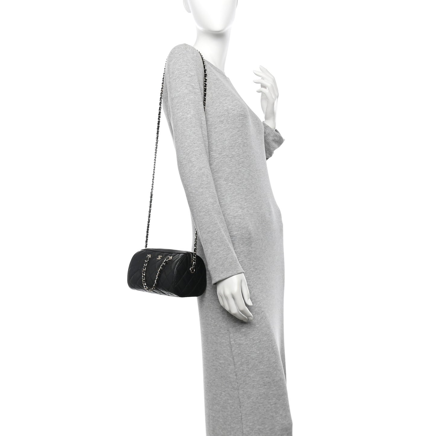 Caviar Quilted Barrel Clutch With Chain Black
