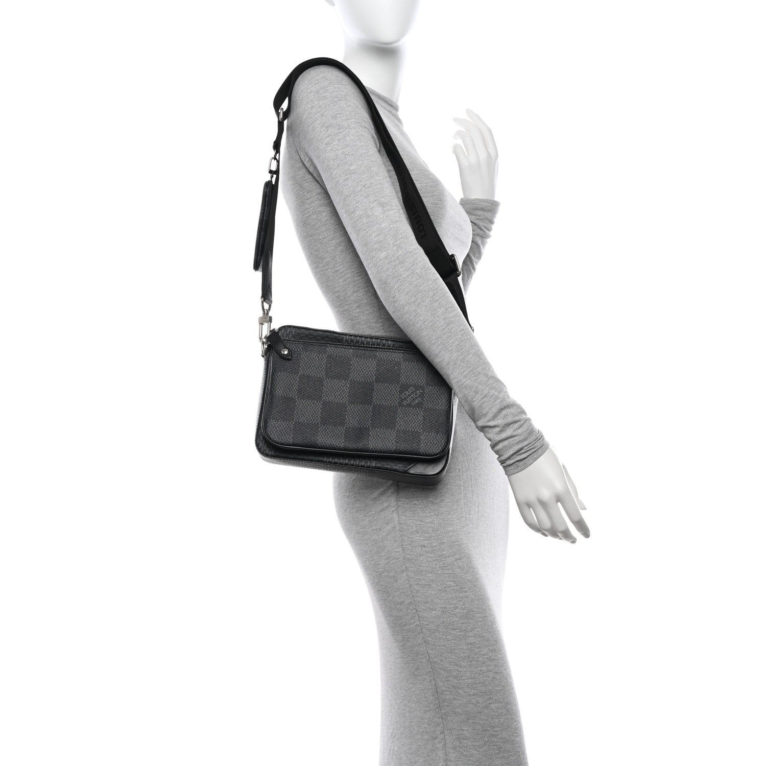 Louis Vuitton Damier Graphite 3D Trio Messenger 2 of 11