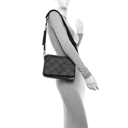 Louis Vuitton Damier Graphite 3D Trio Messenger 2 of 11