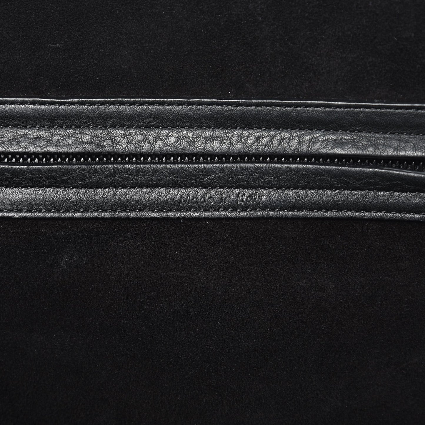 Supple Calfskin Medium Phantom Luggage Black