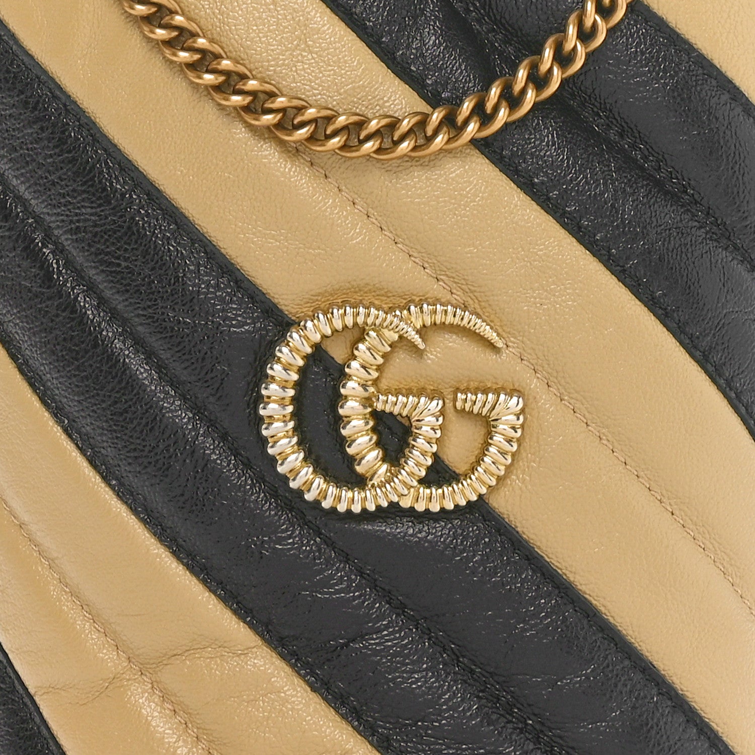Gucci Azalea Calfskin Matelasse Diagonal Patchwork Mini Torchon GG Marmont 2.0 Bucket Bag Black Beige Romantic Cerise 8 of 11