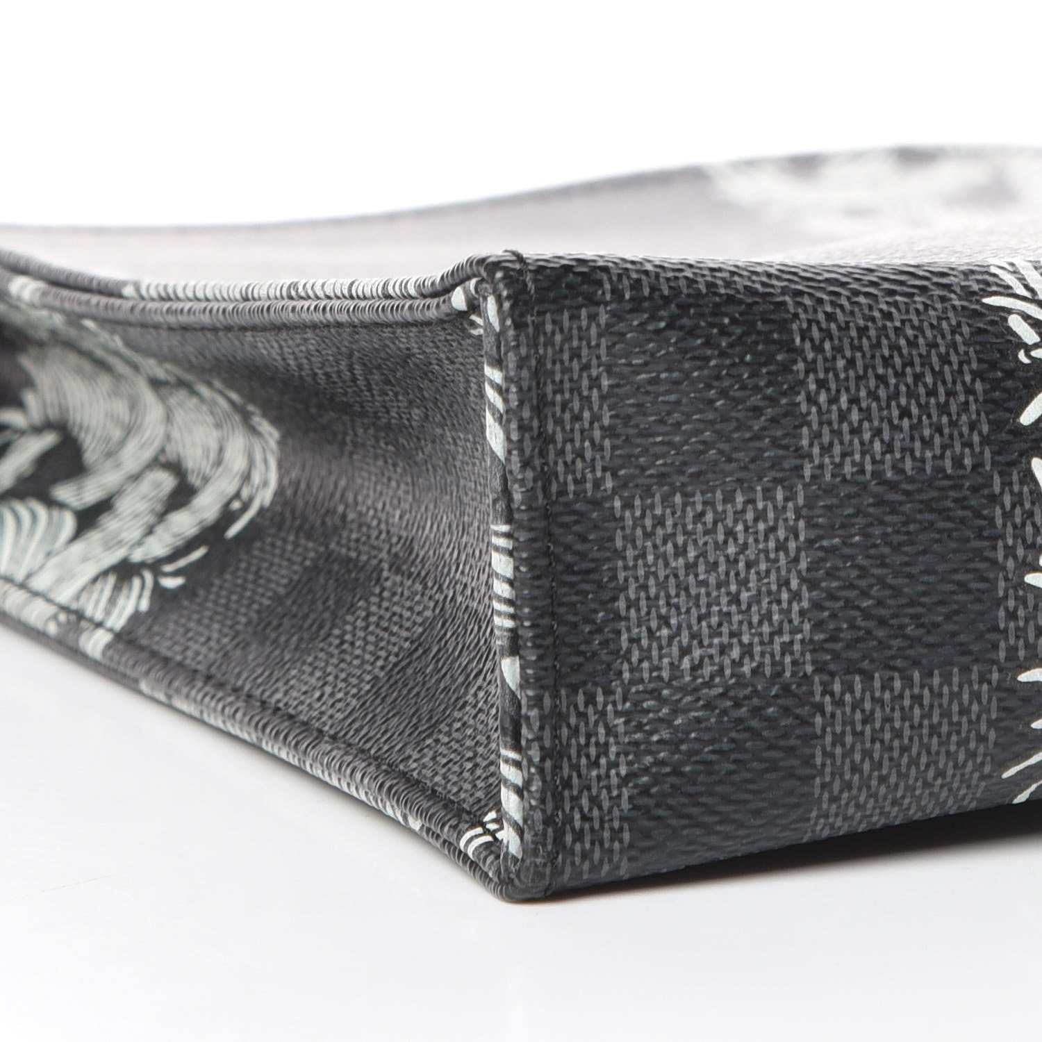 Louis Vuitton Damier Graphite Rope Pochette Voyage White 8 of 9