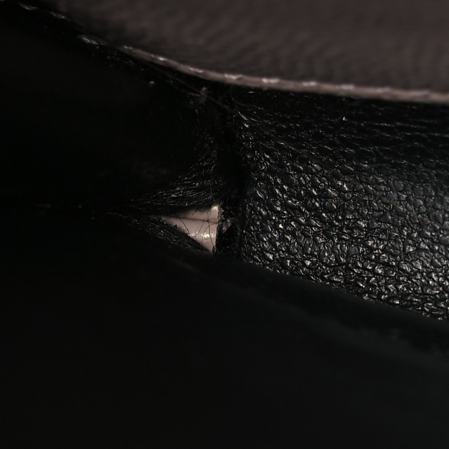 Grain De Poudre Matelasse Chevron Cassandre Envelope Chain Wallet Dark Beige