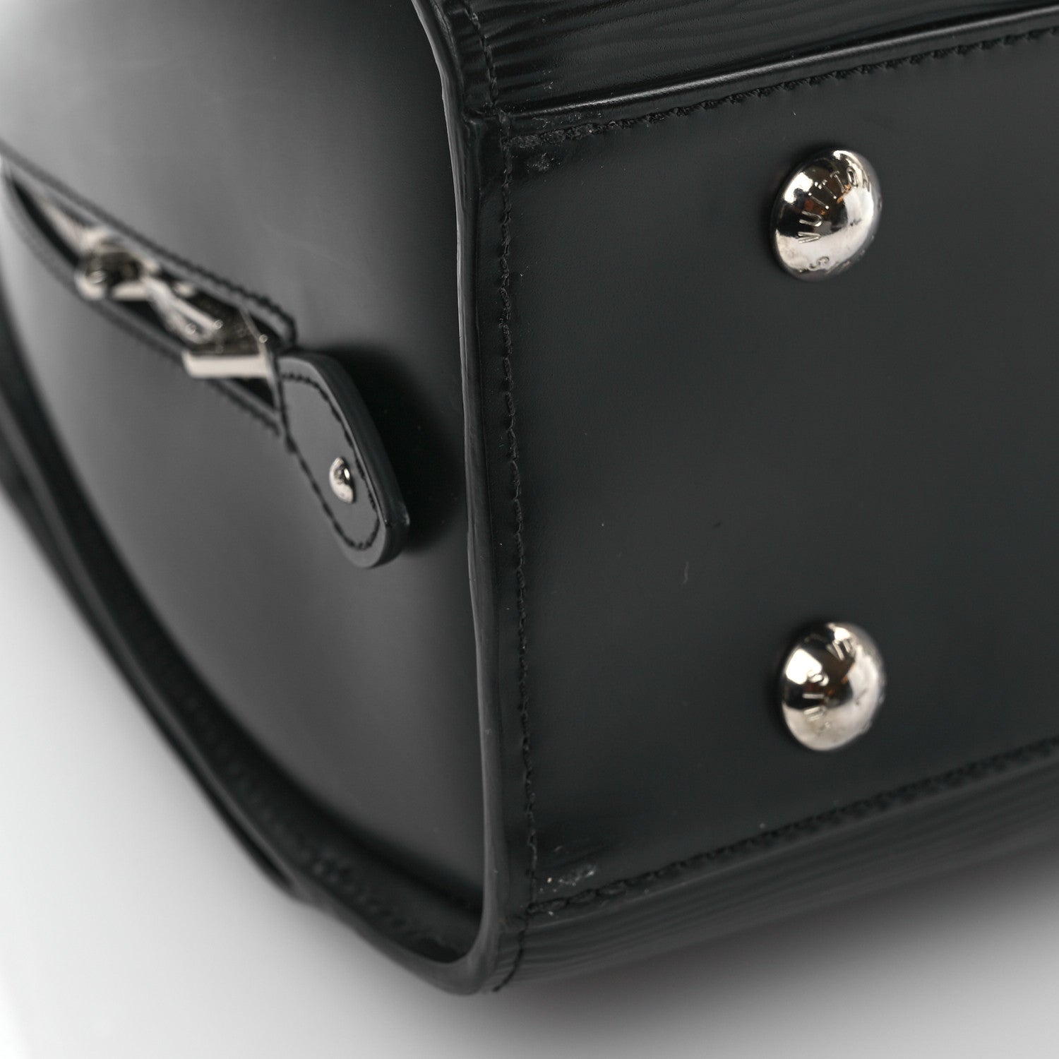 Louis Vuitton Epi Pont-Neuf GM Black 9 of 10