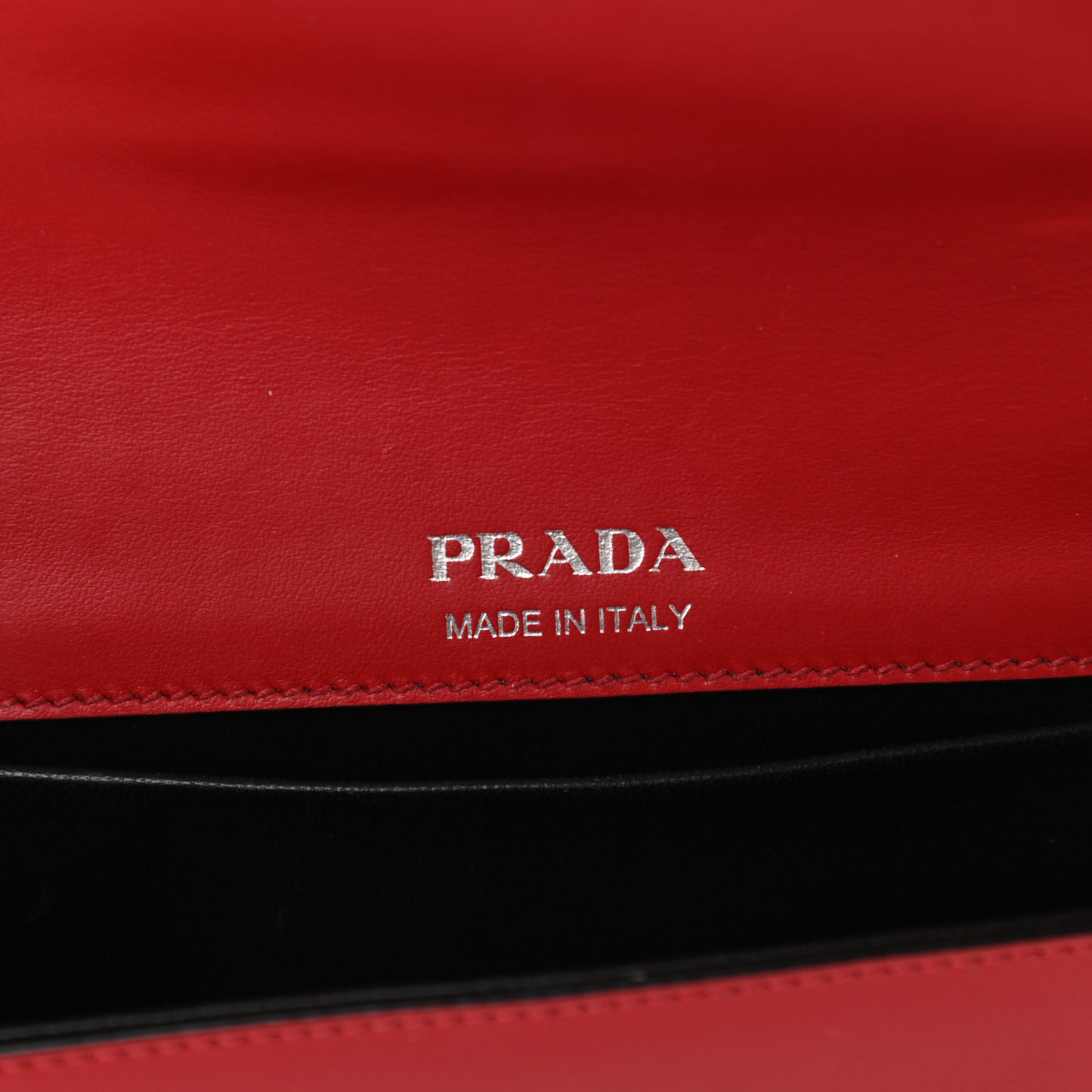 City Calfskin Sidonie Shoulder Bag Rosso Black