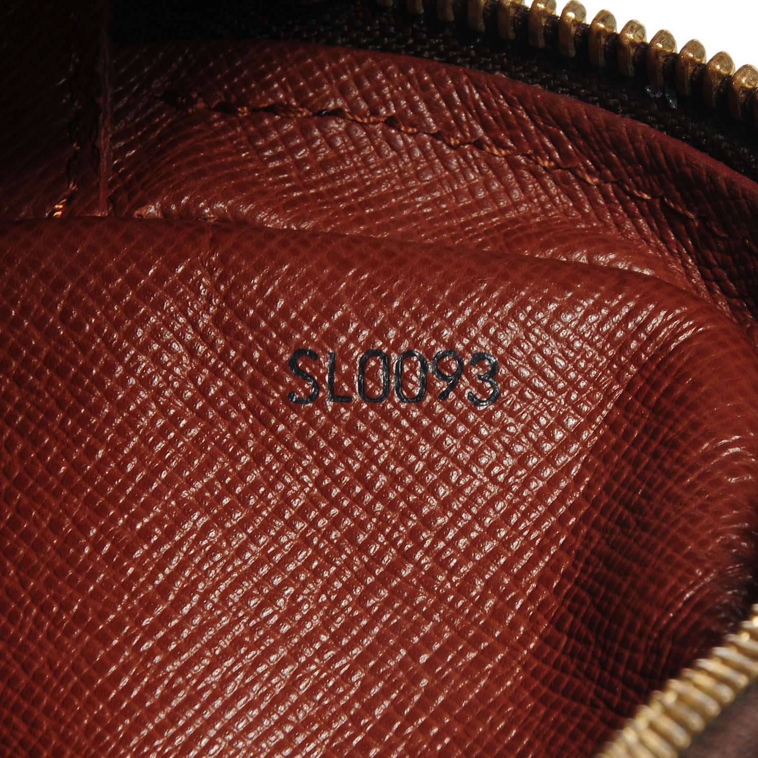 Louis Vuitton Monogram Danube 6 of 7