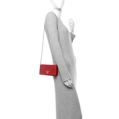 Prada Nappa Gaufre Wallet On Chain Fuoco 2 of 9