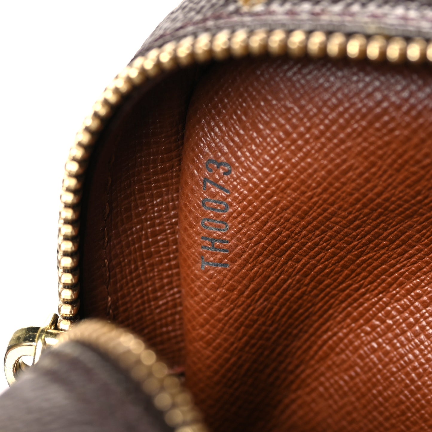 Monogram Amazone