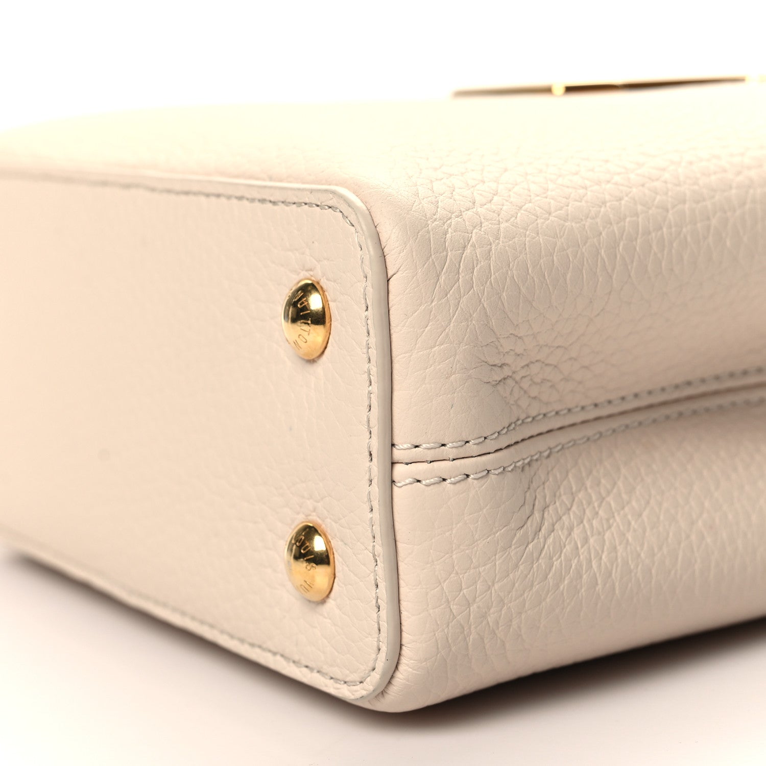 Louis Vuitton Taurillon Jewelily Capucines Mini Quartz 9 of 9