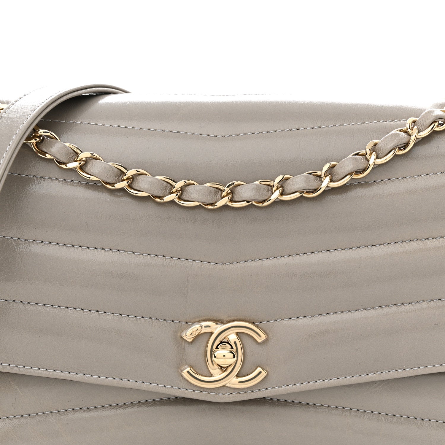 Chanel Shiny Lambskin Chevron Quilted Miroir Grey 8 of 13