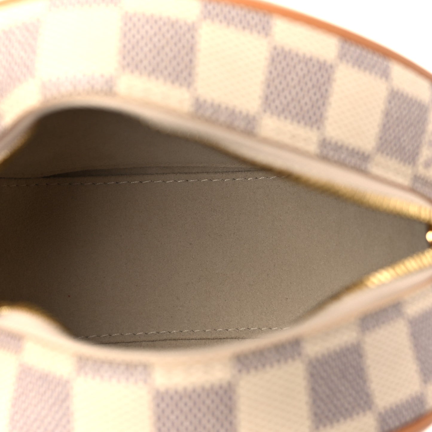 Damier Azur Boite Chapeau Souple PM