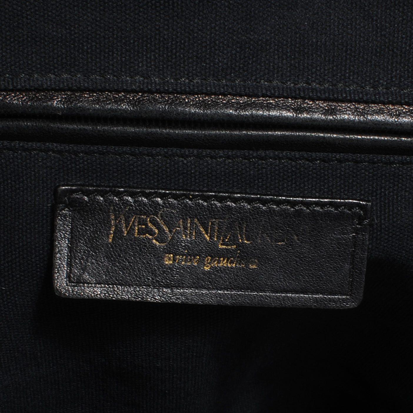 Textured Patent Medium Majorelle Blue