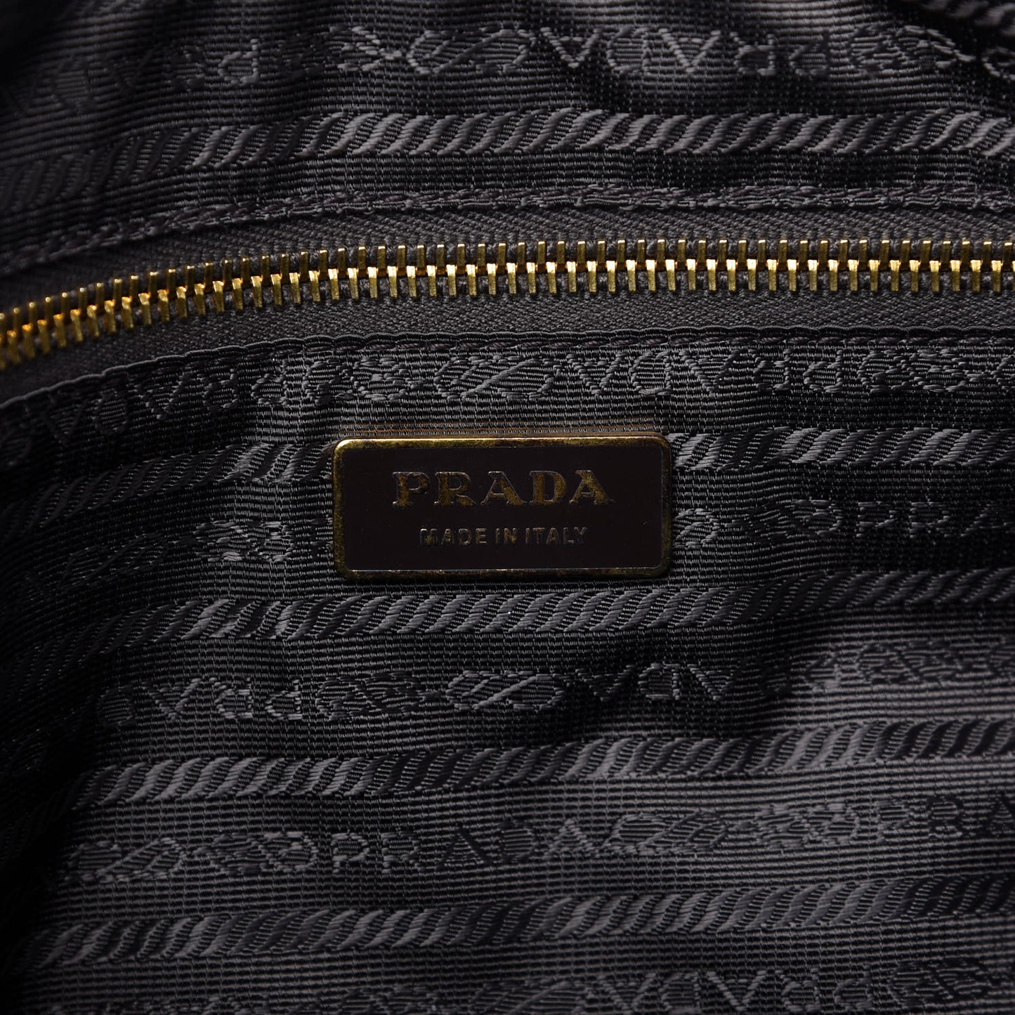 Metallic Saffiano Sport Bauletto Pirite