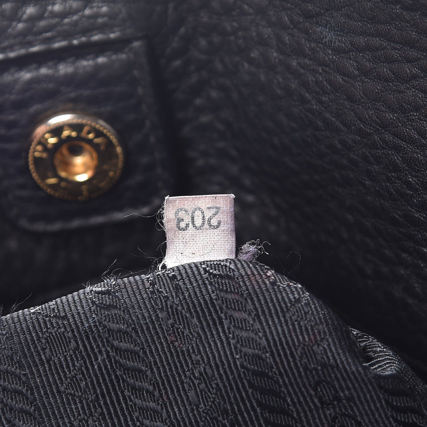 Vitello Daino Tote Nero Black