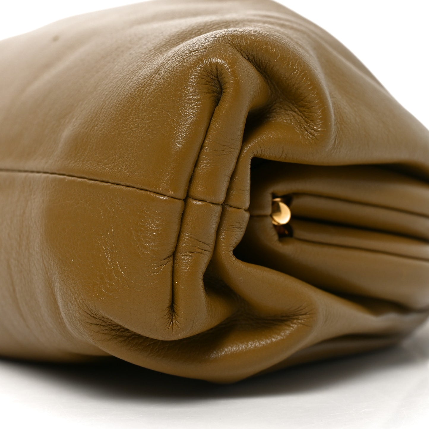 Butter Calfskin The Mini Pouch Moutarde