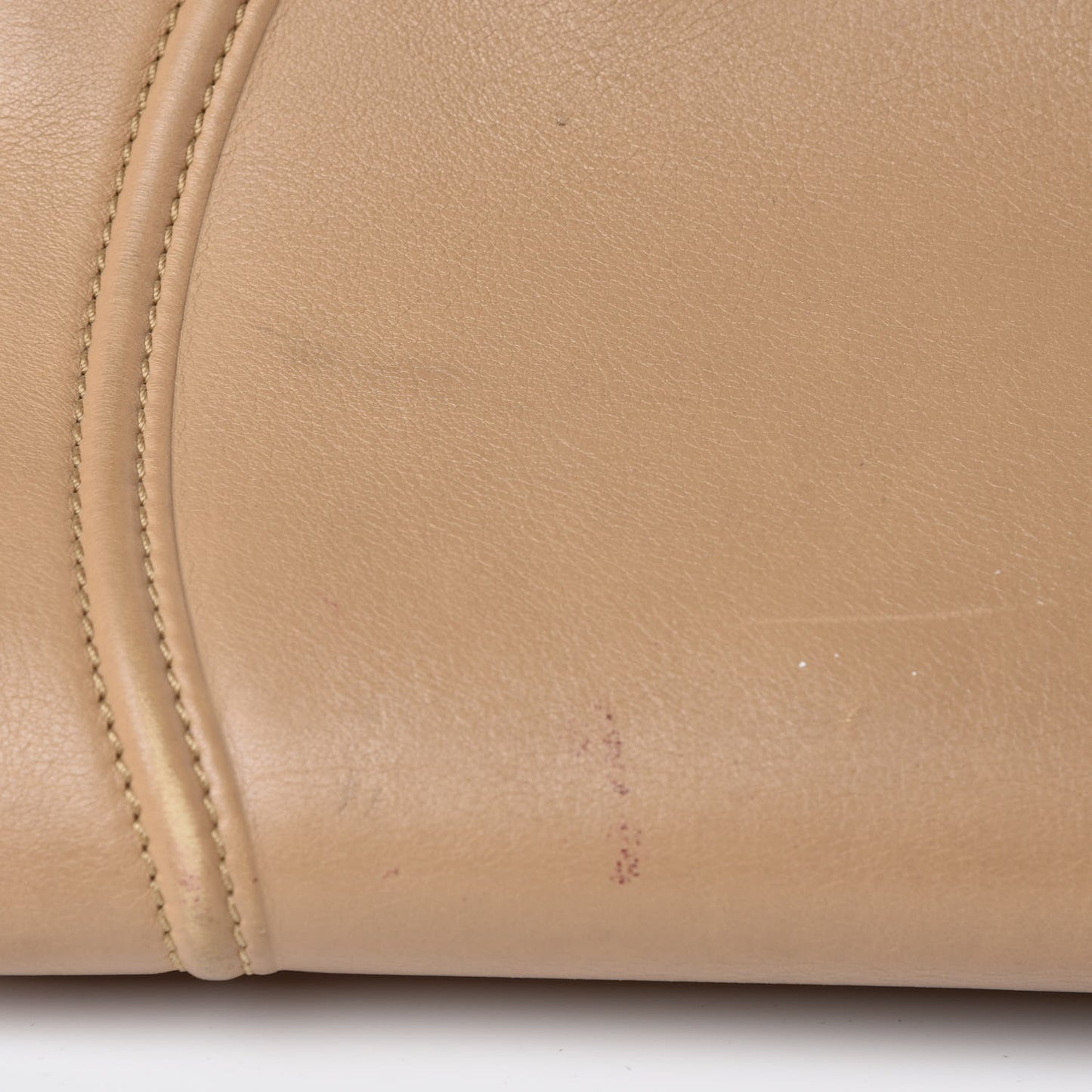 Supple Calfskin Medium Phantom Luggage Camel