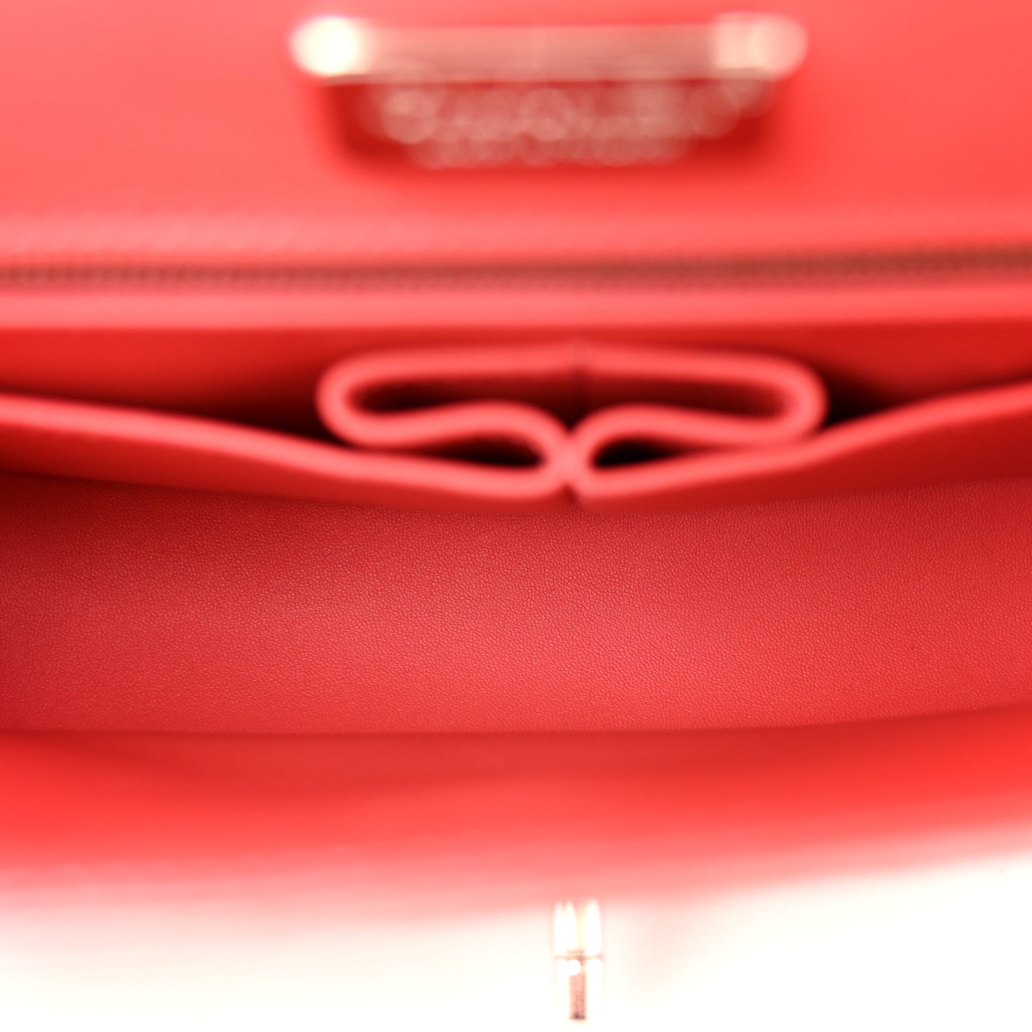Alligator Gradient Medium Double Flap Red