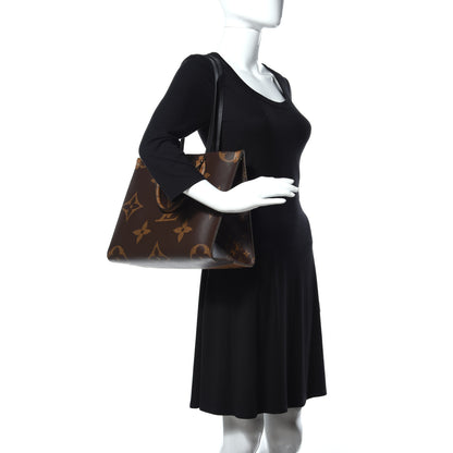 Louis Vuitton Reverse Monogram Giant Onthego MM 2 of 10