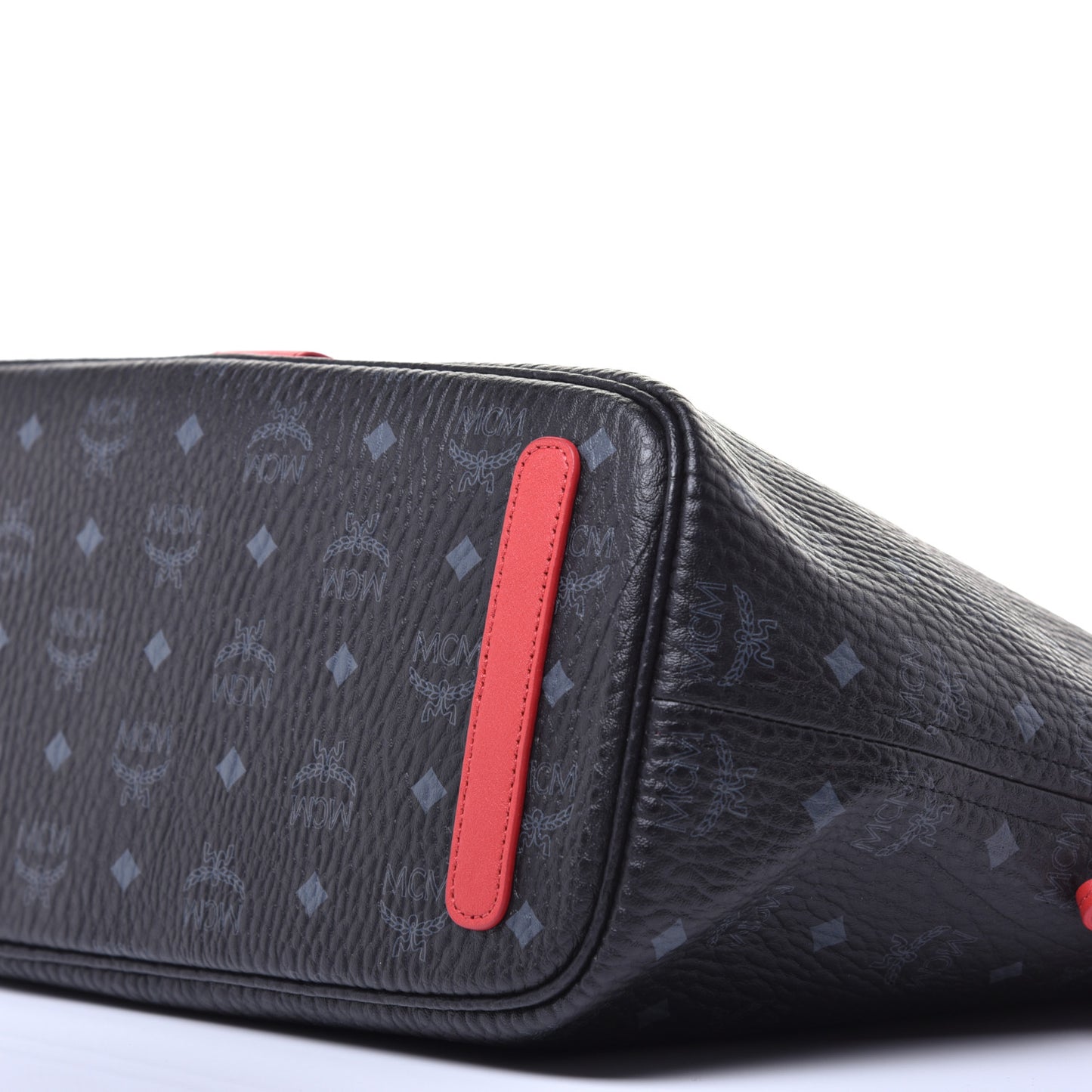 Visetos Medium Liz Reversible Shopper Tote Black Red