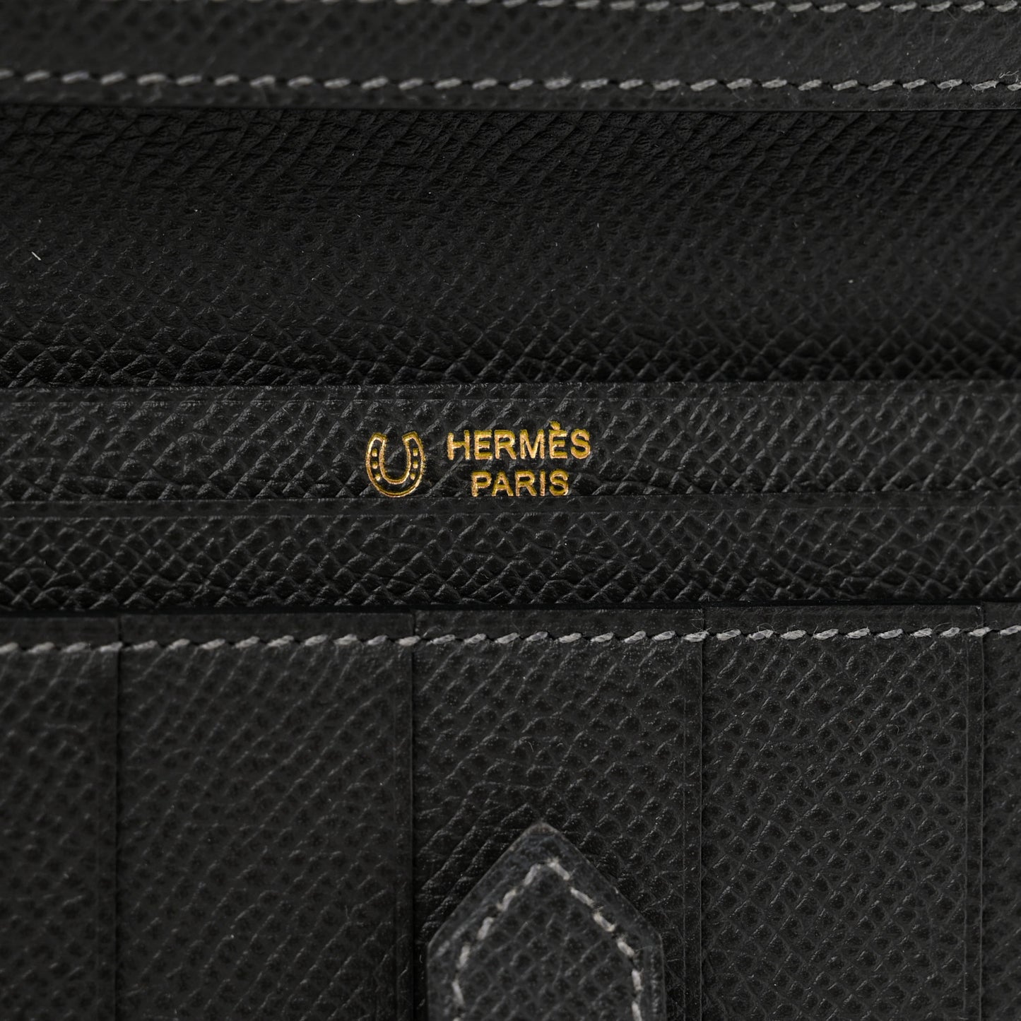 Epsom Horseshoe Bearn Gusset Wallet Rubis Graphite