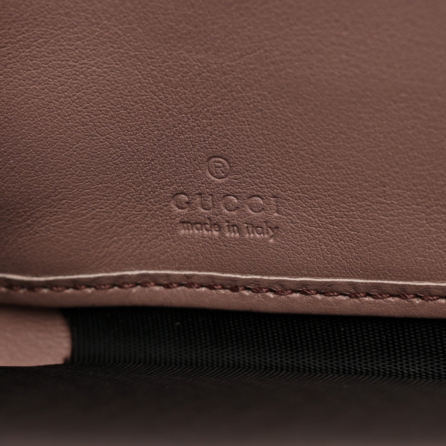 Gucci Patent Soho Zip Around Wallet Dark Cipria 6 of 7