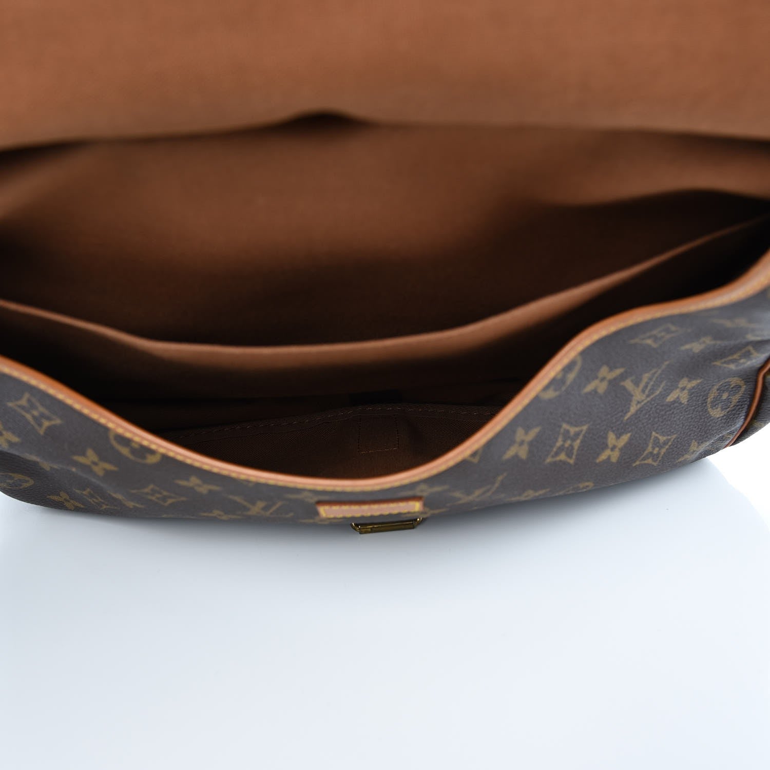 Louis Vuitton Monogram Saumur 35 5 of 19