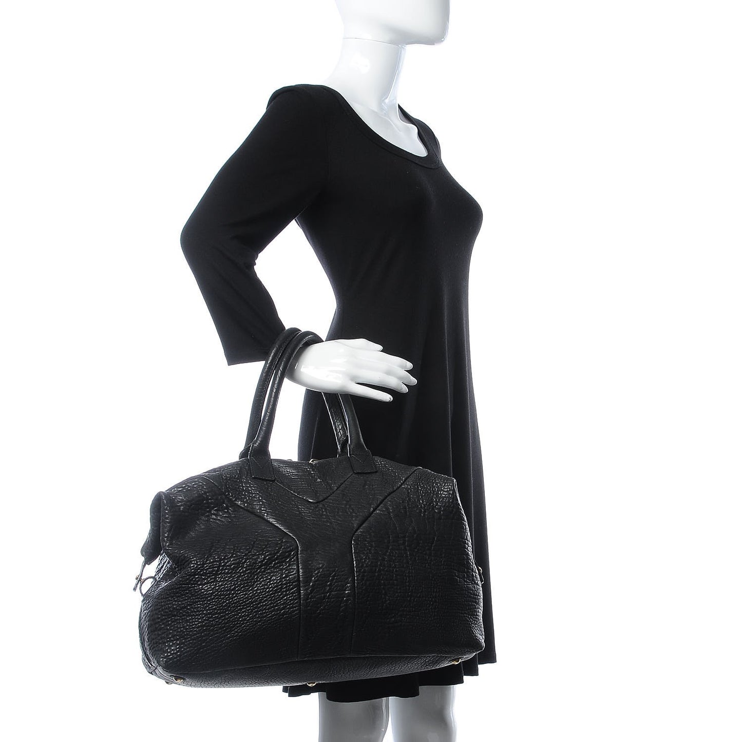 Pebbled Lambskin Medium Easy Sac Black