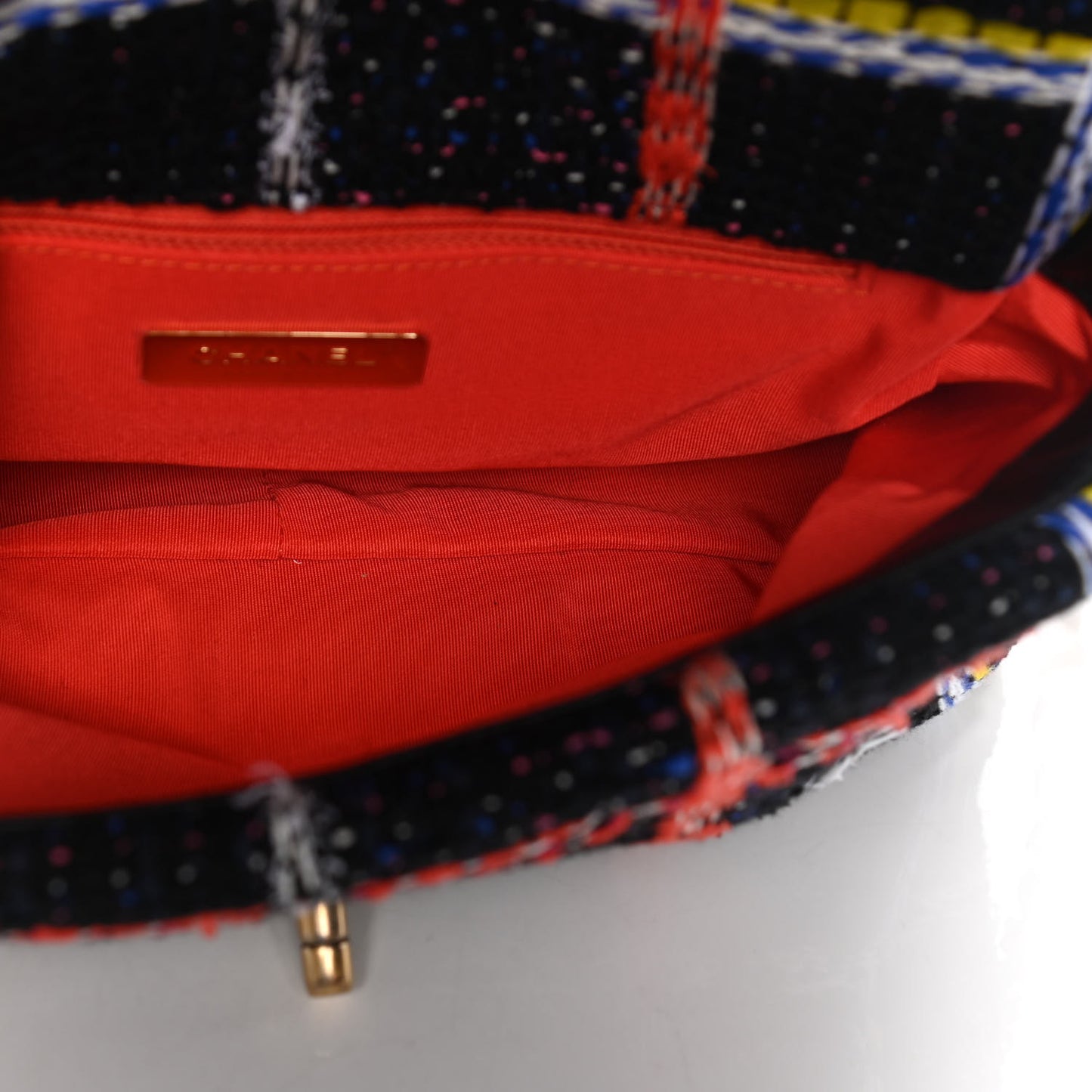 Tweed Quilted Medium Chanel 19 Flap Black Multicolor