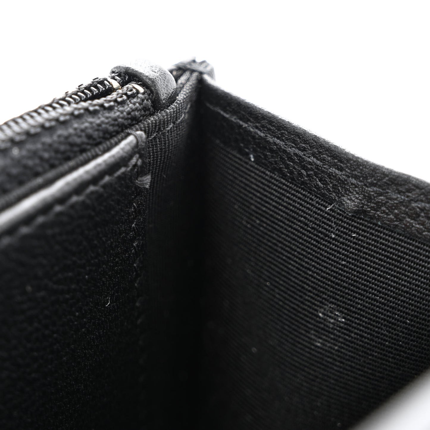 Grained Calfskin Quilted CC Box Wallet On Chain WOC Black