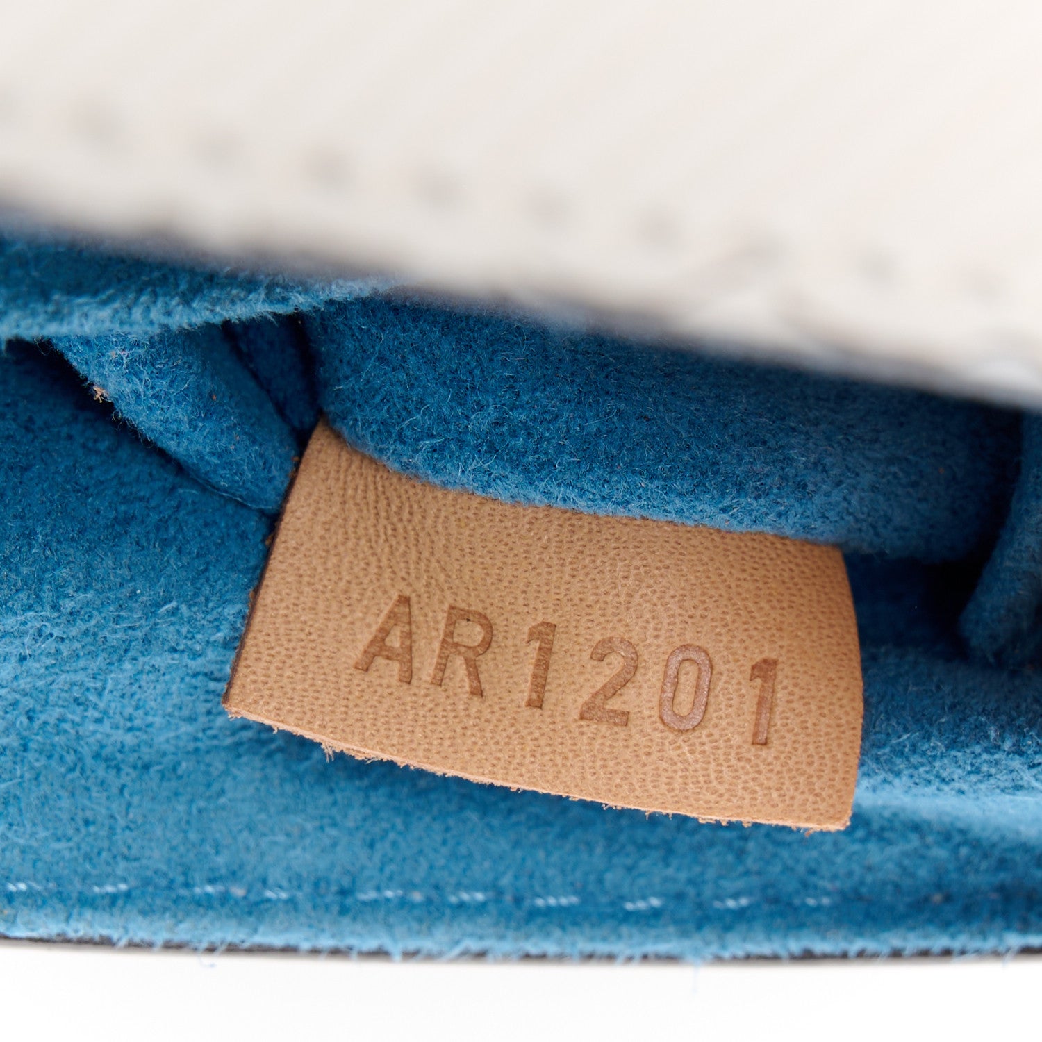 Louis Vuitton Epi Gradient By The Pool Twist MM Blue 8 of 12