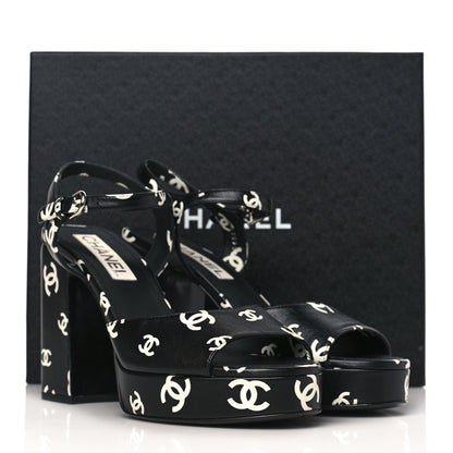 Chanel Printed Lambskin Coco Beach Platform Sandals 40 Black White 9 of 9