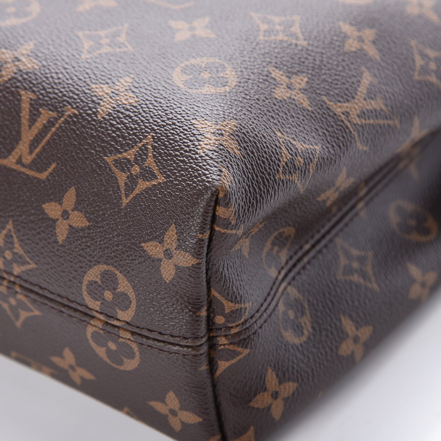 Monogram Graceful PM