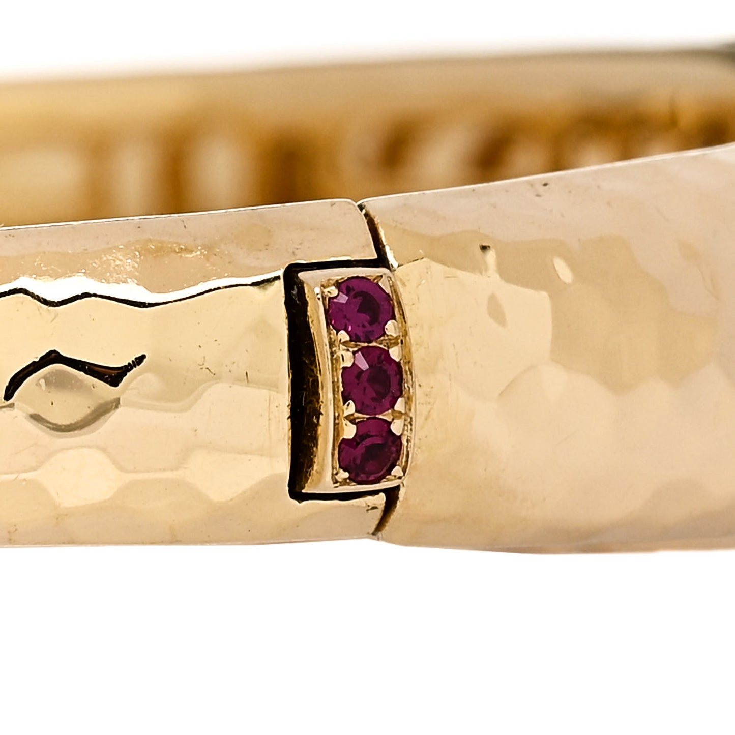 18K Yellow Gold Diamond Martellato Bangle Bracelet